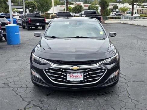 Certified 2023 Chevrolet Malibu LT image 2