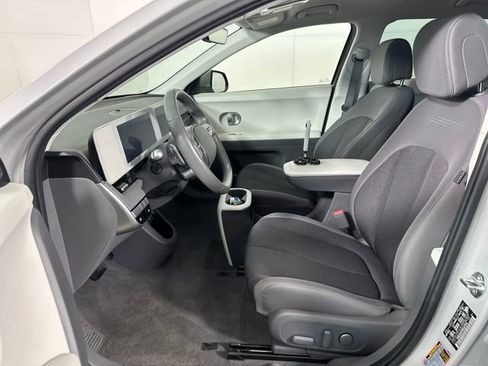 Used 2024 Hyundai Ioniq 5 SEL image 11