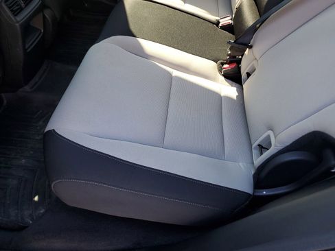 Used 2023 Honda CR-V EX image 14