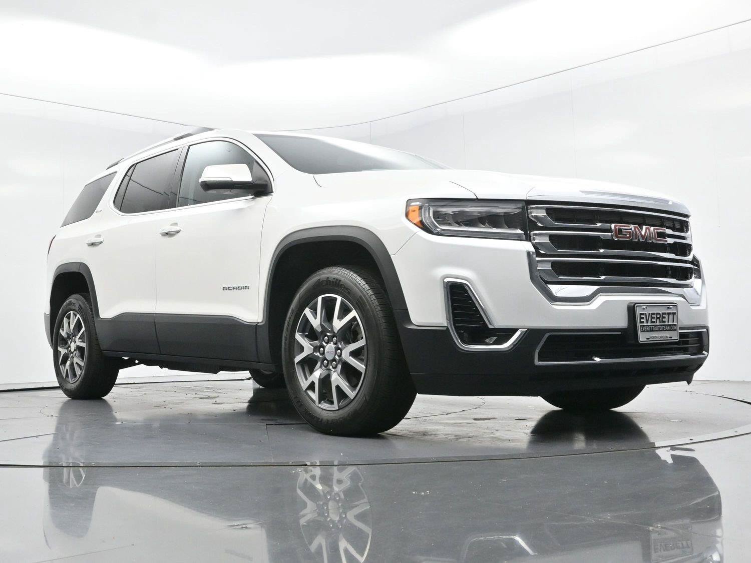 Used 2023 GMC Acadia SLT w/ LPO, Floor Liner Package AWD/4WD image 42