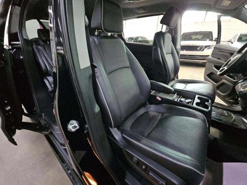 Used 2024 Honda Odyssey Elite image 14