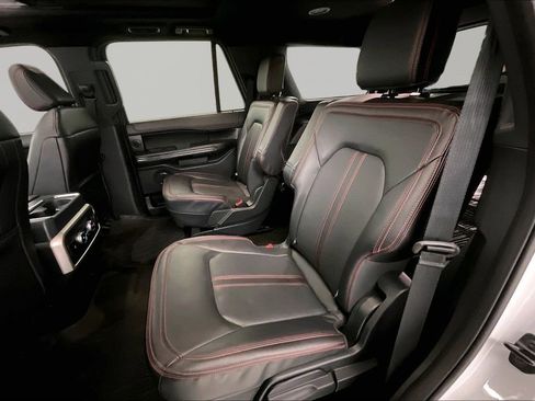 Used 2023 Ford Expedition Limited AWD/4WD image 21