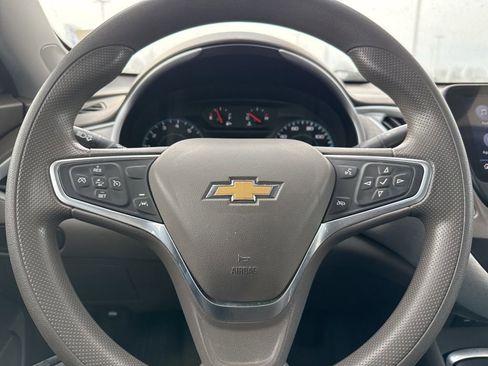 Used 2022 Chevrolet Malibu LS w/ Driver Confidence Package II FWD image 14