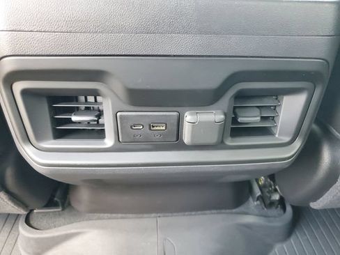 Used 2021 Chevrolet Silverado 1500 LT Trail Boss w/ Convenience Package II AWD/4WD image 25