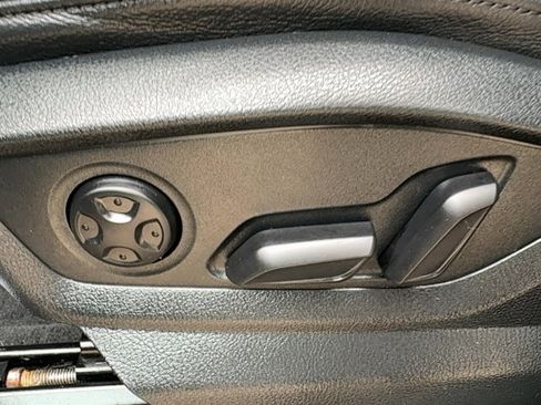 Used 2017 Audi Q7 3.0T Premium Plus image 22