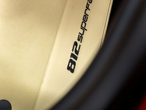 Used 2018 Ferrari 812 Superfast image 91
