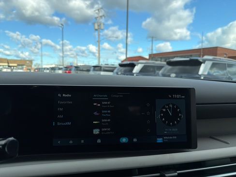 New 2026 Hyundai Tucson SE image 23