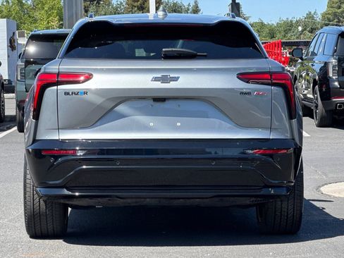 Used 2024 Chevrolet Blazer EV RS image 6