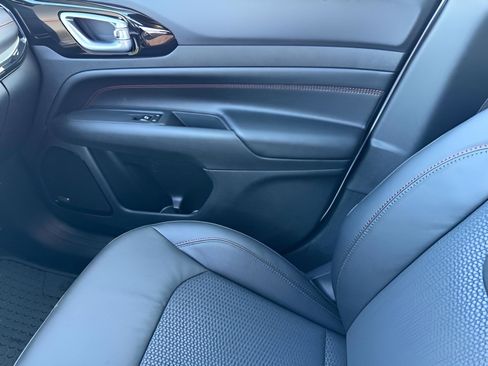 New 2026 Jeep Compass Trailhawk w/ Sun, Sound & Navigation Group image 26