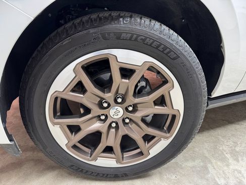 Certified 2025 Ford Expedition Max King Ranch AWD/4WD image 28