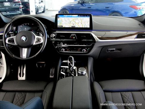 Used 2022 BMW 540i w/ M Sport Package image 20