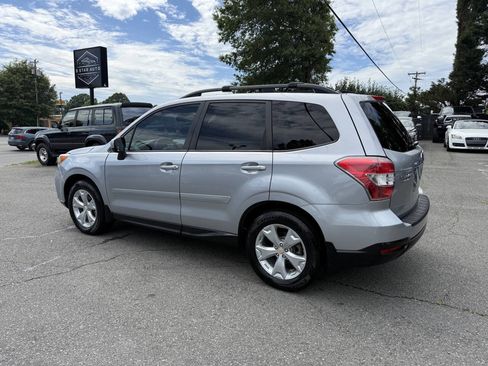 Used 2015 Subaru Forester 2.5i Premium AWD/4WD image 7