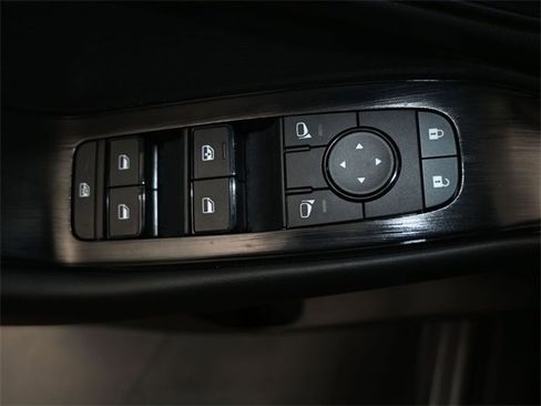 Used 2026 Nissan Rogue S image 11