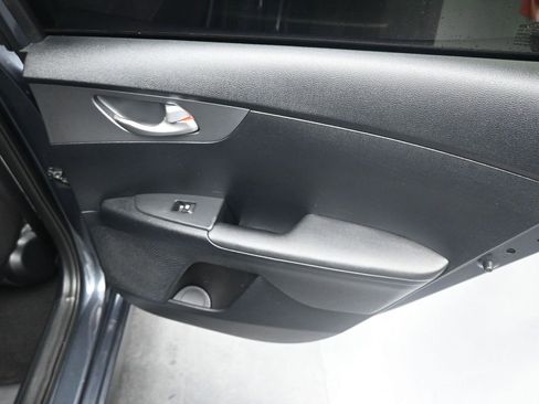 Used 2019 Kia Forte Sedan image 16