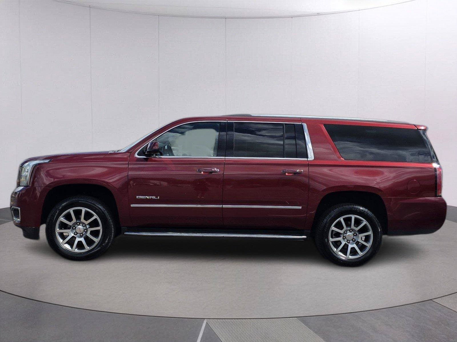 Used 2020 GMC Yukon XL Denali AWD/4WD image 8