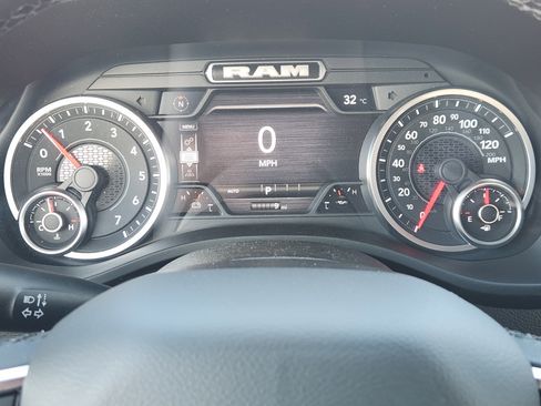 New 2026 RAM 1500 4x4 Crew Cab image 12