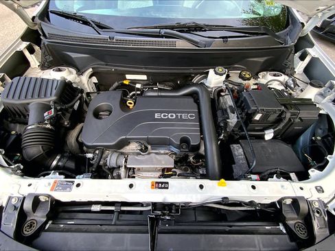 Used 2020 Chevrolet Equinox LS AWD/4WD image 30