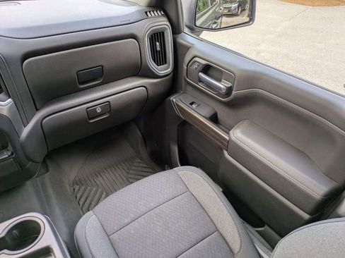 Used 2022 Chevrolet Silverado 1500 RST AWD/4WD image 17