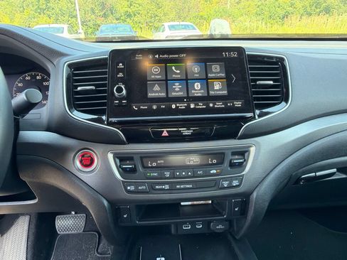 Used 2025 Honda Ridgeline RTL image 18