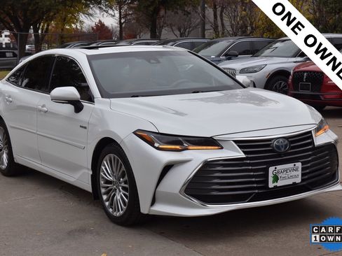 Used 2021 Toyota Avalon Limited w/ Advanced Safety Package image 4