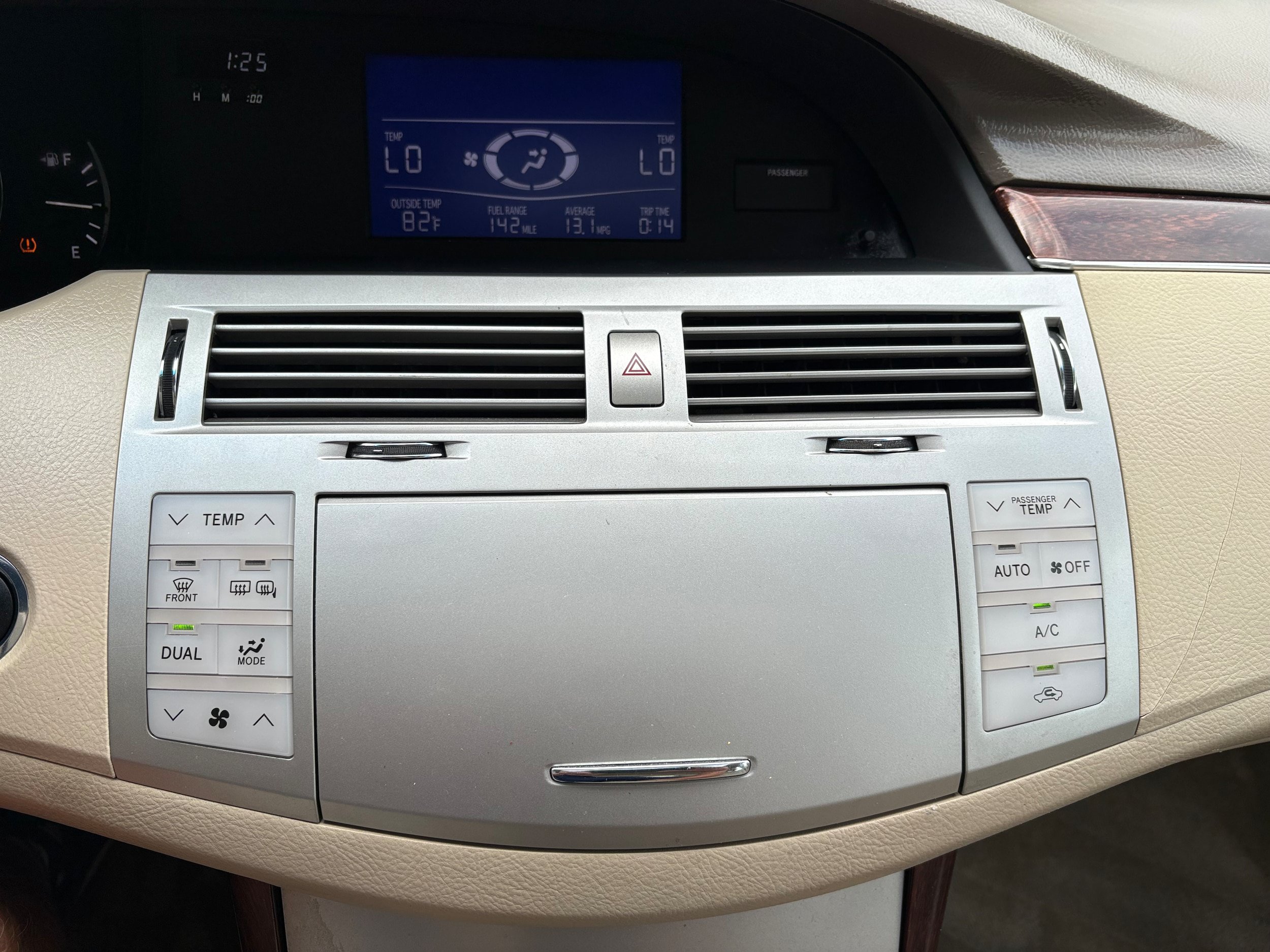 Used 2008 Toyota Avalon Limited FWD image 49