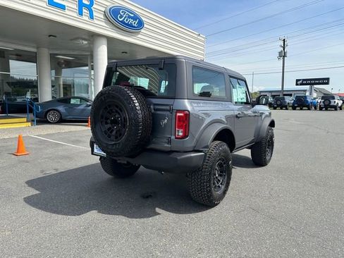 New 2026 Ford Bronco 2-Door AWD/4WD image 2