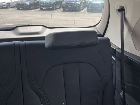 Used 2019 BMW X7 xDrive40i w/ Premium Package AWD/4WD image 15