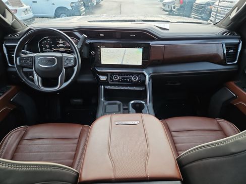 Used 2024 GMC Sierra 3500 Denali Ultimate image 29