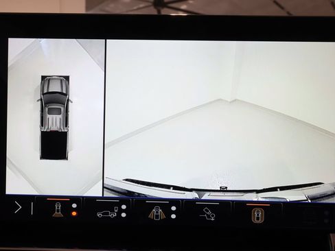Used 2024 GMC Sierra 1500 Elevation w/ Elevation Premium Package AWD/4WD image 14
