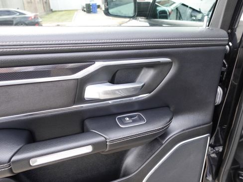 Used 2022 RAM 1500 Laramie AWD/4WD image 25