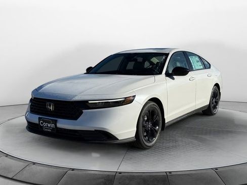 New 2025 Honda Accord SE image 6
