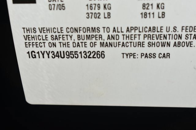 Used 2005 Chevrolet Corvette Convertible w/ Preferred Equipment Group RWD image 33