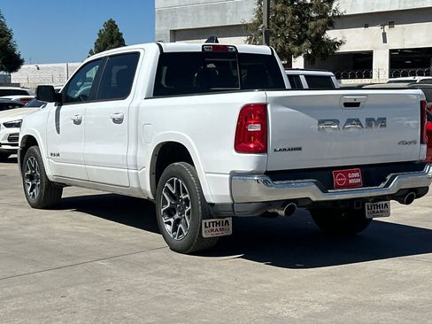 Used 2025 RAM 1500 Laramie AWD/4WD image 7