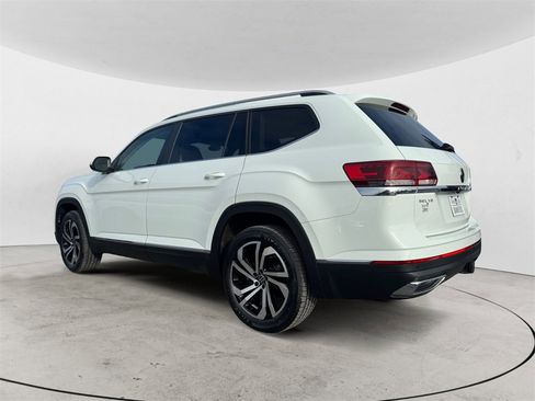 Used 2022 Volkswagen Atlas SEL image 3