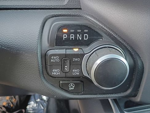 Used 2023 RAM 1500 Big Horn AWD/4WD image 29