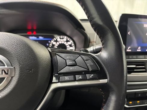 Certified 2020 Nissan Altima 2.5 SR FWD image 17