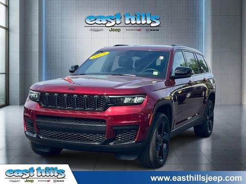 Certified 2025 Jeep Grand Cherokee L Altitude AWD/4WD image 3