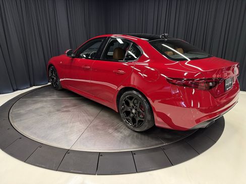 Used 2022 Alfa Romeo Giulia Ti image 64