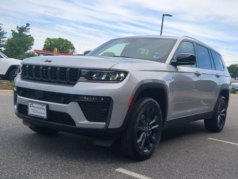 New 2026 Jeep Grand Cherokee L Limited AWD/4WD image 7