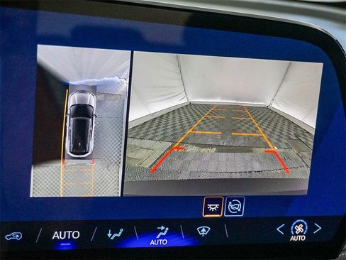 New 2026 Chevrolet Blazer EV LT image 25