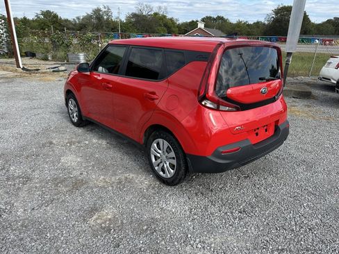 Used 2020 Kia Soul LX image 7