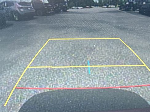 Used 2022 Toyota Venza Limited w/ Advanced Technology Package image 30