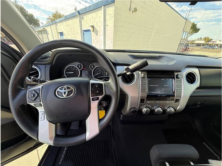 Used 2017 Toyota Tundra SR5 AWD/4WD image 23