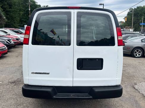 Used 2008 Chevrolet Express 2500 RWD image 5
