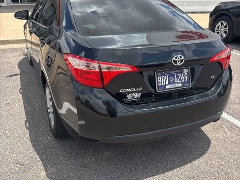Used 2018 Toyota Corolla LE FWD image 6