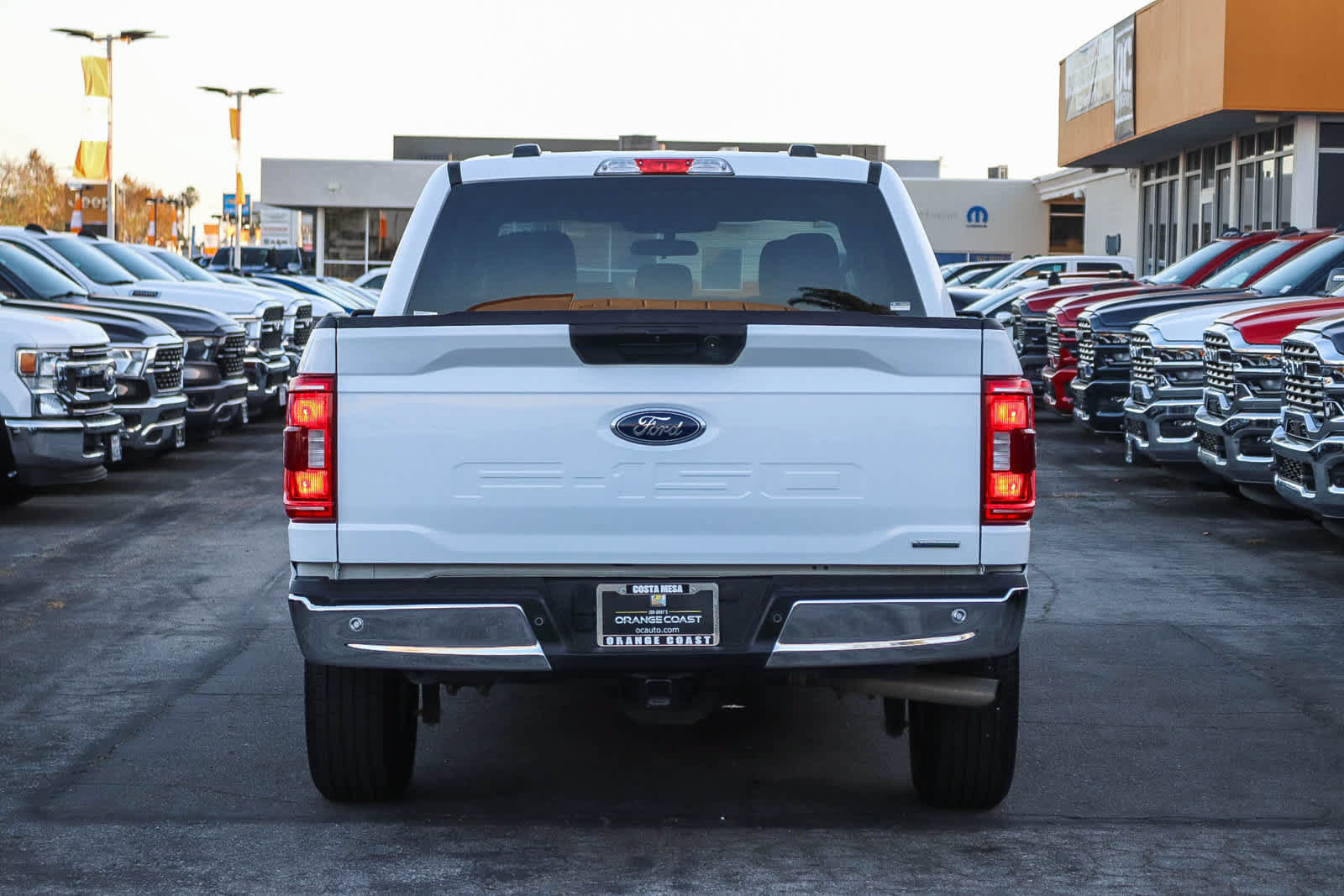 Used 2022 Ford F150 XLT w/ Trailer Tow Package AWD/4WD image 5