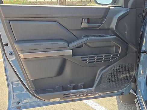 New 2026 Toyota 4Runner SR5 AWD/4WD image 17
