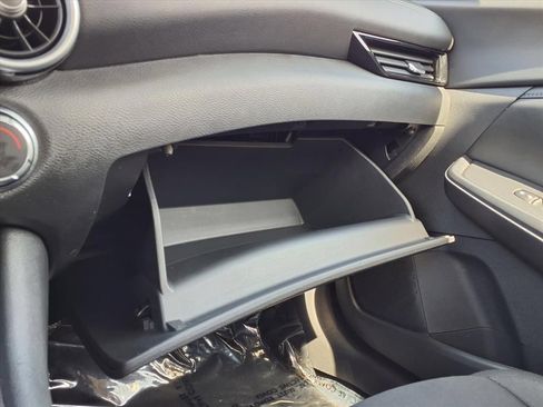 Used 2024 Nissan Sentra SV FWD image 30