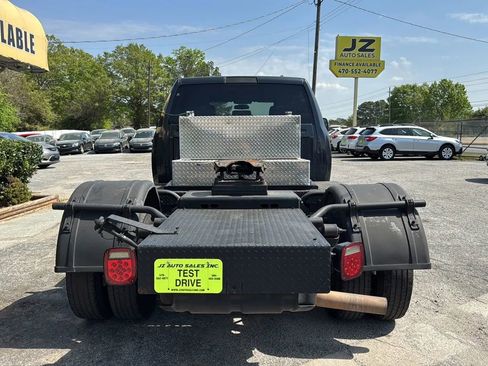 Used 2021 RAM 3500 Tradesman RWD image 4