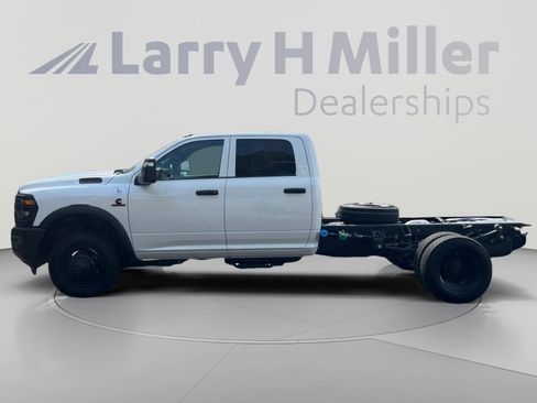 New 2026 RAM 3500 Tradesman AWD/4WD image 2